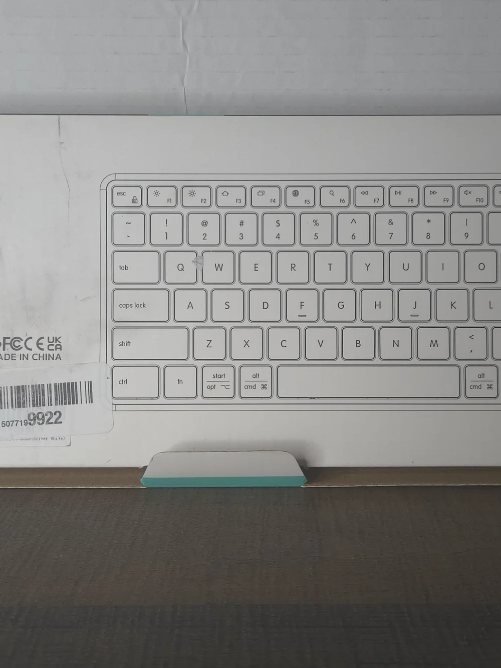 Dual-Mode Bluetooth Keyboard: Wireless Freedom, Zero Dongle